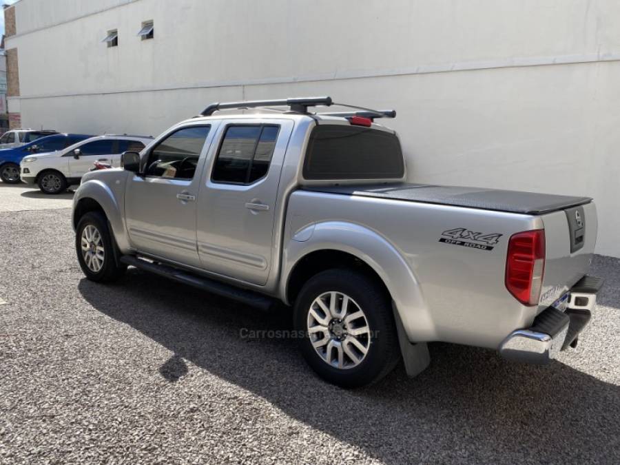 NISSAN - FRONTIER - 2014/2014 - Prata - R$ 105.900,00