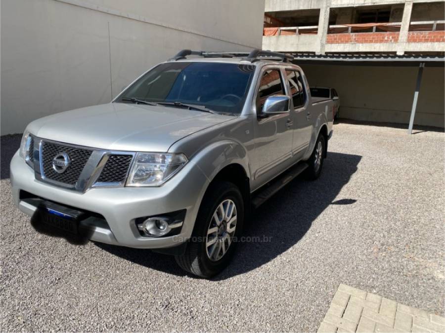 NISSAN - FRONTIER - 2014/2014 - Prata - R$ 105.900,00