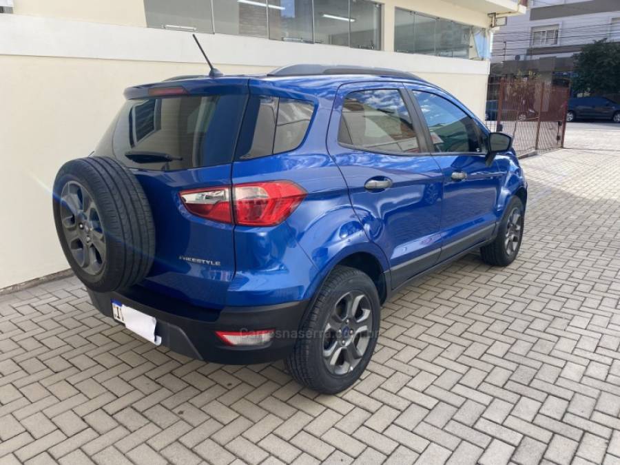 FORD - ECOSPORT - 2018/2018 - Azul - R$ 68.900,00