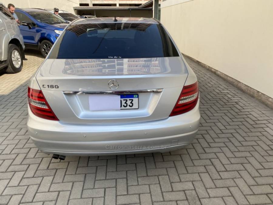 MERCEDES-BENZ - C 180 - 2011/2012 - Prata - R$ 72.900,00