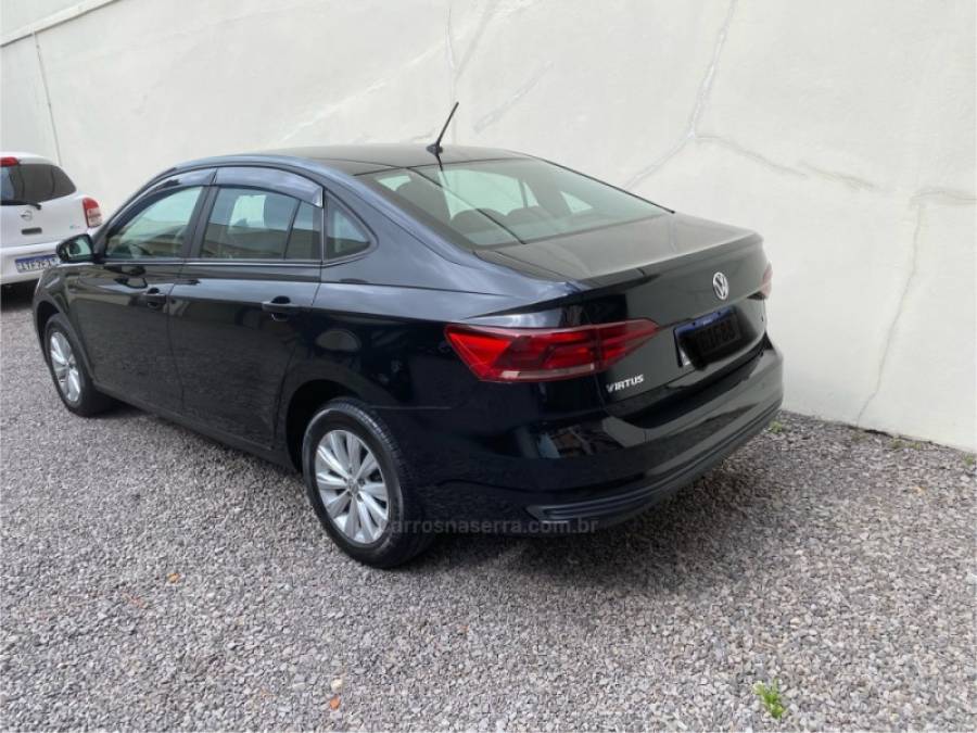 VOLKSWAGEN - VIRTUS - 2020/2021 - Preta - R$ 73.900,00
