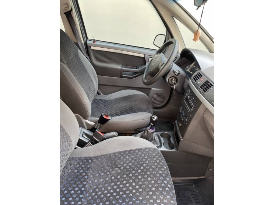 CHEVROLET - MERIVA - 2012/2012 - Cinza - R$ 31.900,00