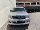 TOYOTA - HILUX - 2014/2014 - Prata - R$ 120.900,00